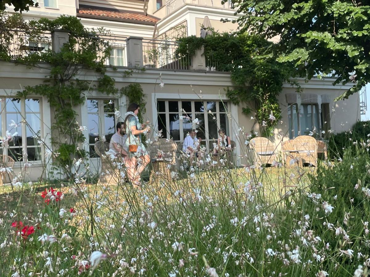 Villa Pattono Relais コスティリオーレ・ダスティ エクステリア 写真