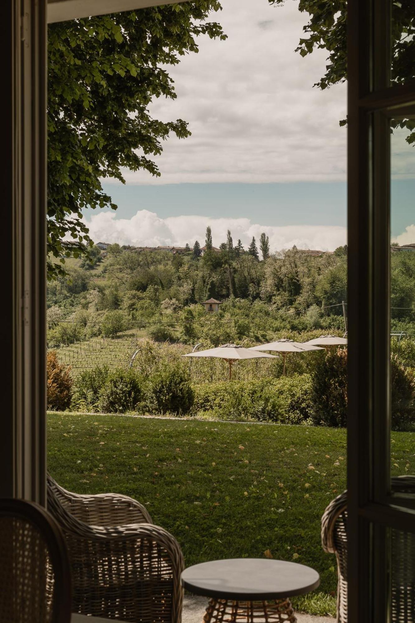 Villa Pattono Relais コスティリオーレ・ダスティ エクステリア 写真