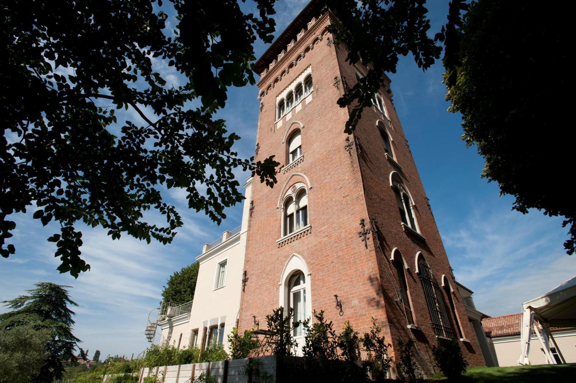 Villa Pattono Relais コスティリオーレ・ダスティ エクステリア 写真